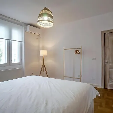 Apartment - Nido's Area